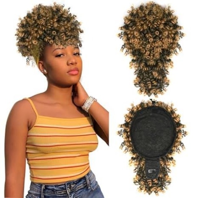 ISWEET สีดำ Kinky Curly Afro พัฟหางม้า – การออกแบบสายรัด Bangs, Hairpieces Updo สั้นสำหรับผู้หญิงผิวดำ (สีดำธรรมชาติ 1B)